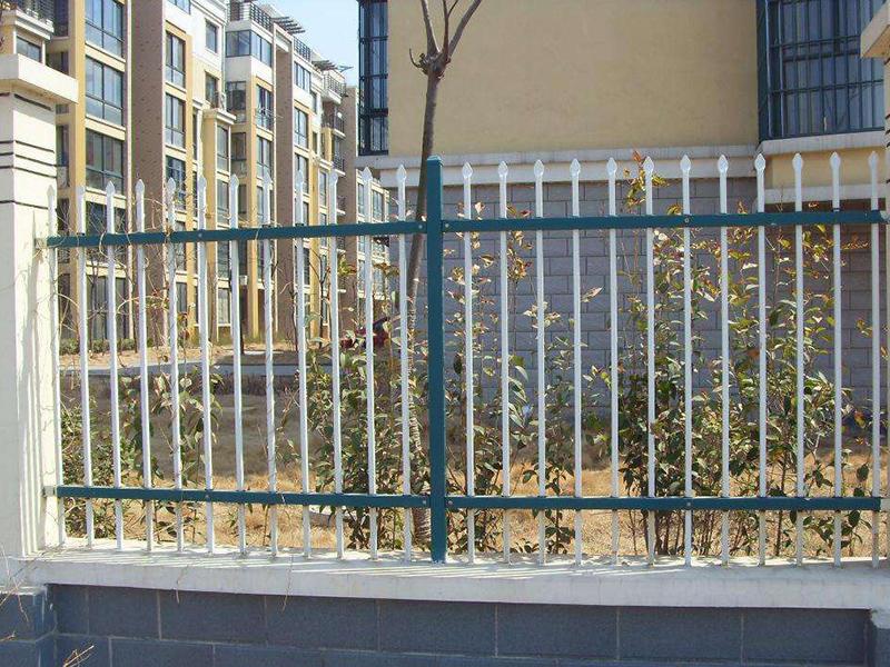 雙橫梁鋅鋼護欄