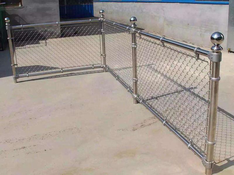 不鏽鋼勾花網護欄 不鏽鋼勾花網護欄